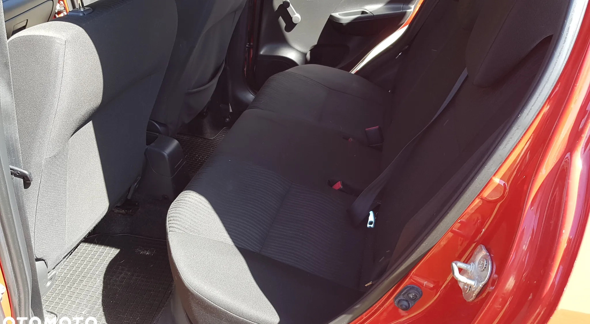 Suzuki Swift cena 25400 przebieg: 83000, rok produkcji 2011 z Proszowice małe 704